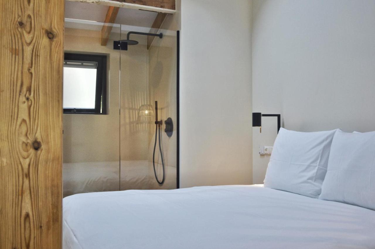 Van Heeckeren Apartments & Suites Buren ブーレン エクステリア 写真