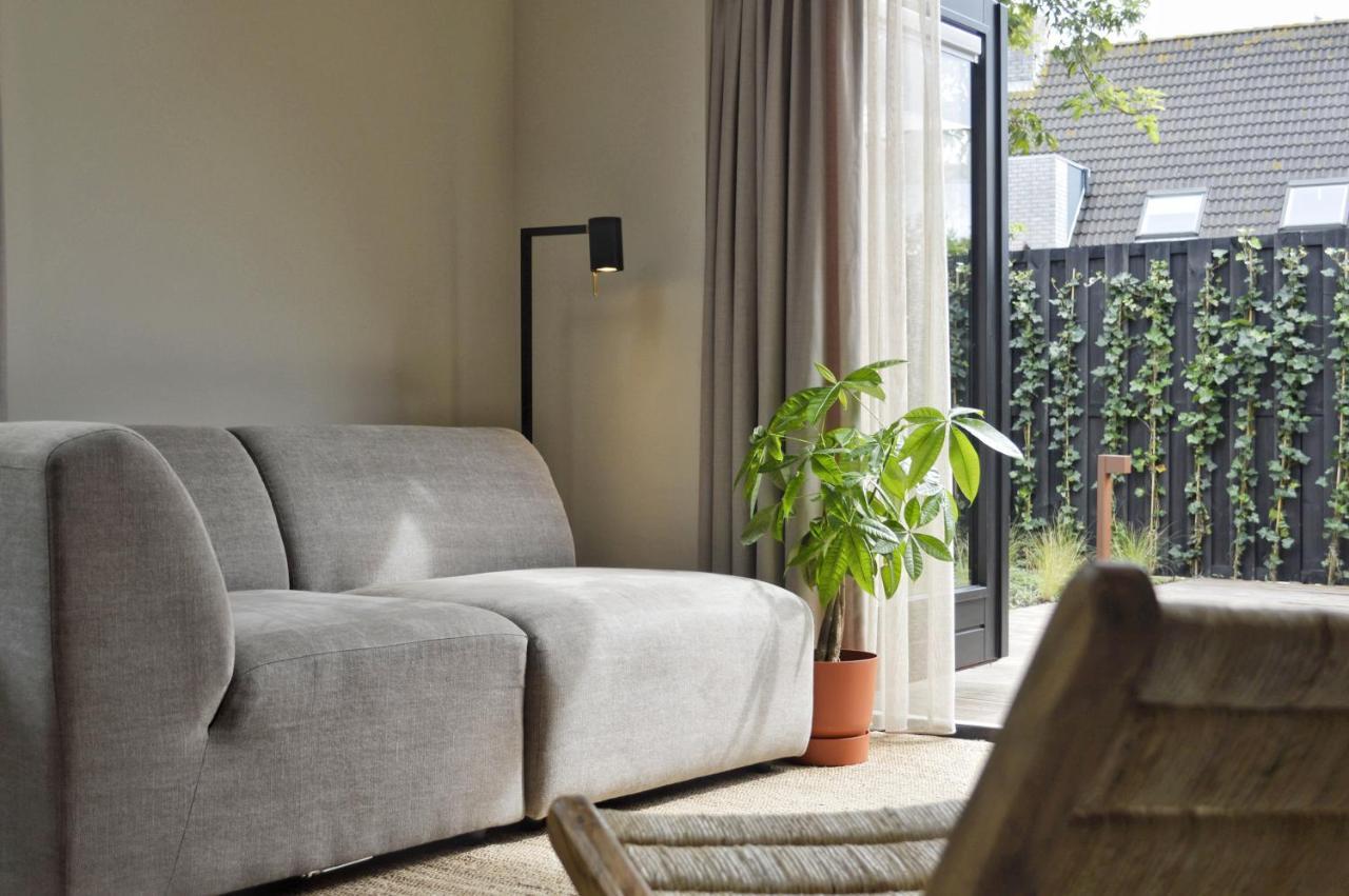 Van Heeckeren Apartments & Suites Buren ブーレン エクステリア 写真